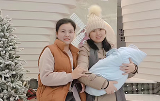 時(shí)間真的很快轉(zhuǎn)眼又是28天，今天寶媽和寶貝們就要回家了，感謝你們選擇尚月閣，祝愿寶貝們健康快樂成長！